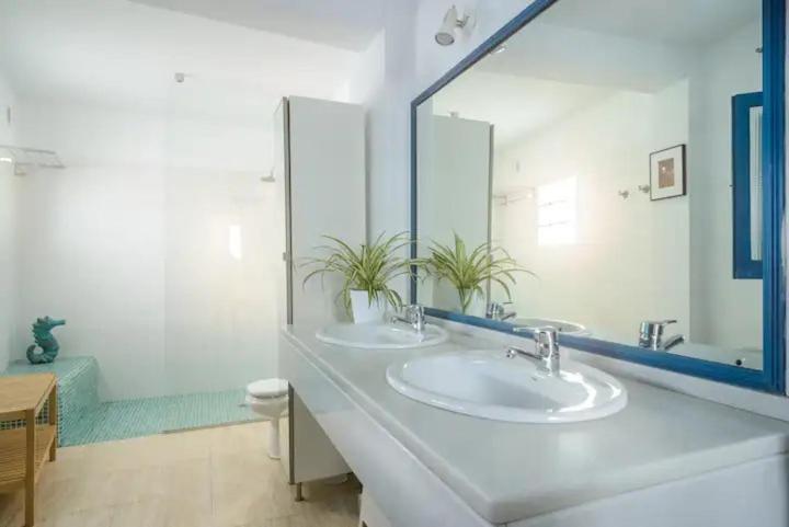 קוניל דה לה פרונטרה Apartamento Con Terraza Vistas Al Mar. מראה חיצוני תמונה