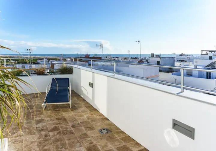 קוניל דה לה פרונטרה Apartamento Con Terraza Vistas Al Mar. מראה חיצוני תמונה