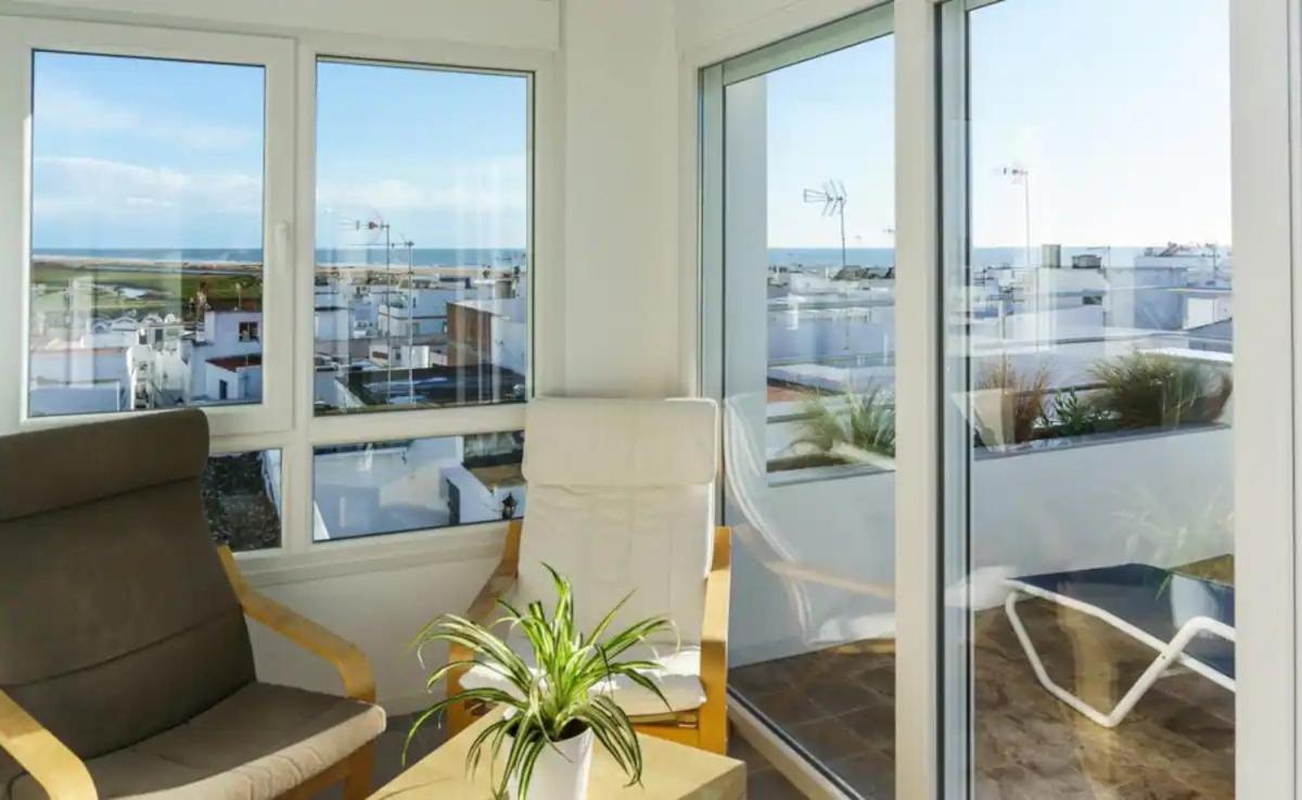 קוניל דה לה פרונטרה Apartamento Con Terraza Vistas Al Mar. מראה חיצוני תמונה